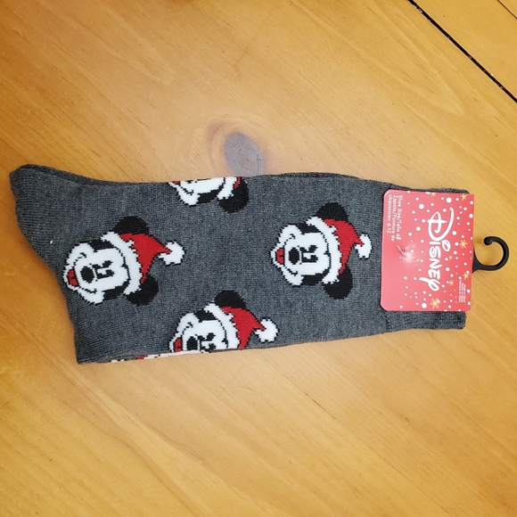 Christmas Disney Mickey Elf Mens Socks Lot of 4 - Picture 7 of 10